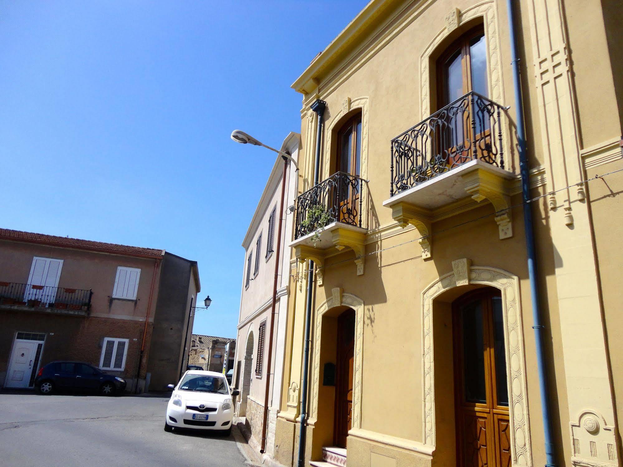 Liberty Acomodação com café da manhã Quartucciu Exterior foto